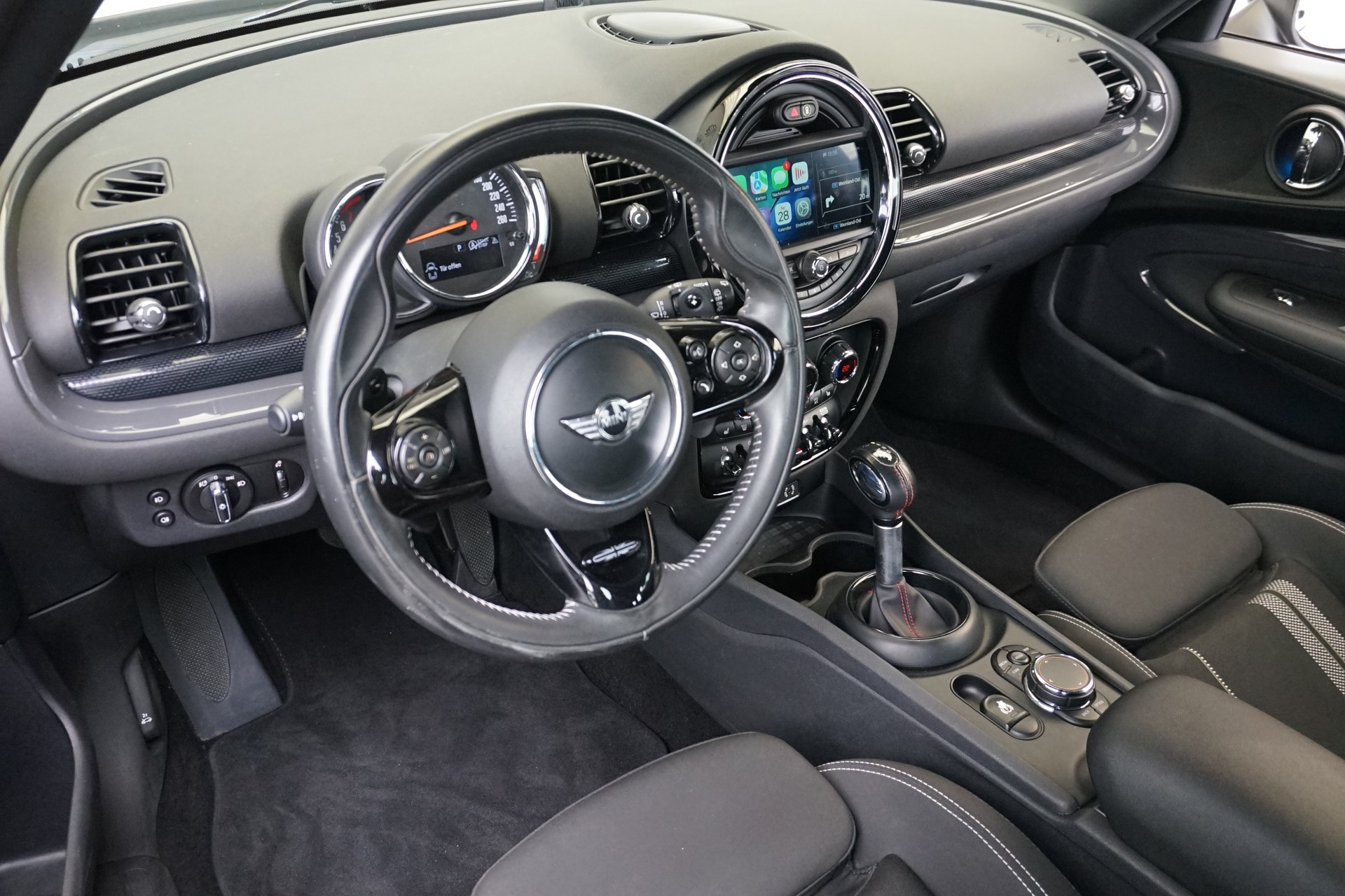 MINI Clubman Cooper S 2,0 T ALL4 192PS Automat-image-21
