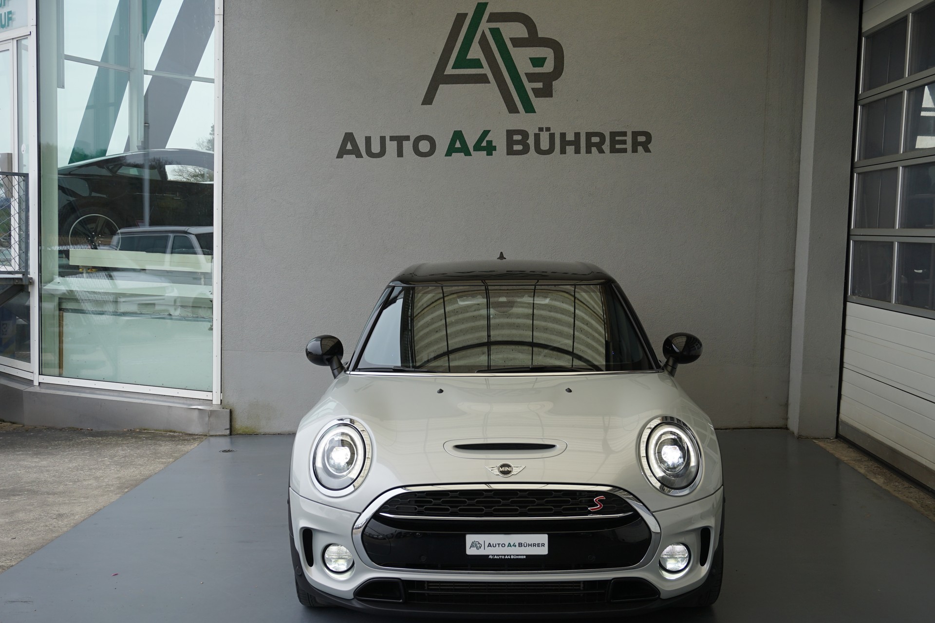 MINI Clubman Cooper S 2,0 T ALL4 192PS Automat-image-9