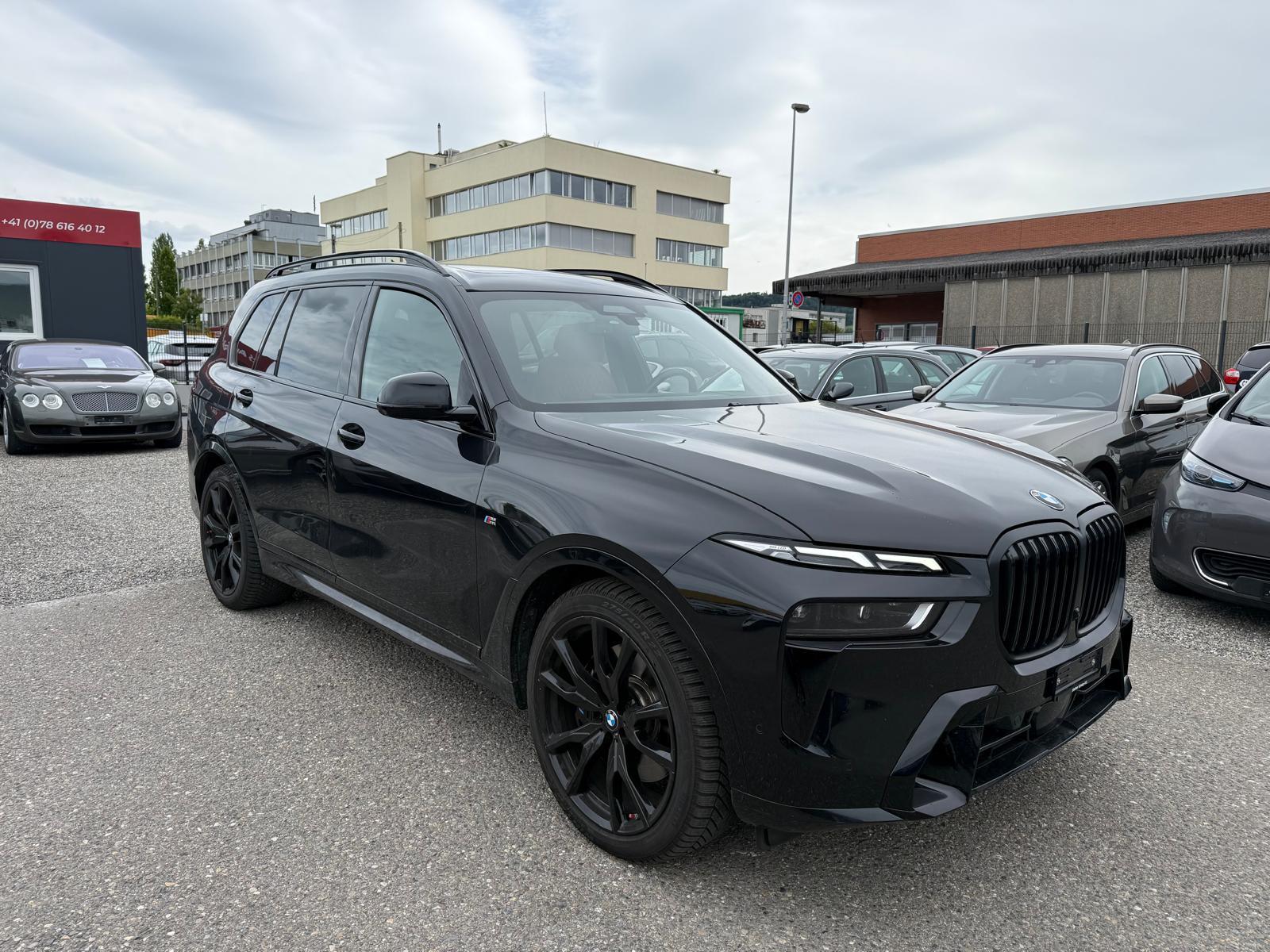 BMW X7 xDrive 48V 40d M Sport Pro Steptronic-showroom-element-1