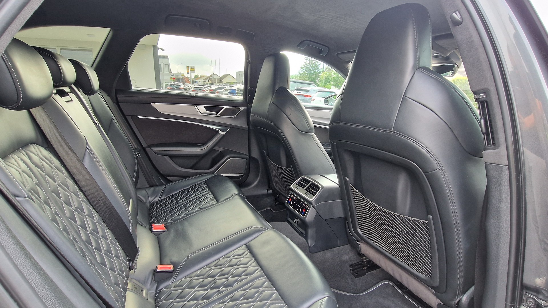 AUDI A6 Avant 55 TFSI Sport quattro S-tronic-image-13