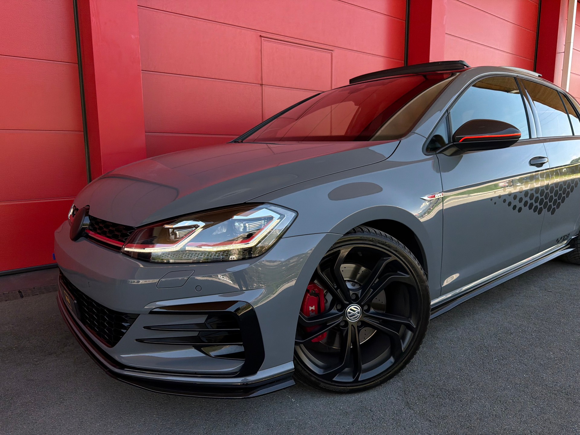 VW Golf 2.0 TSI GTI TCR DSG-image-5