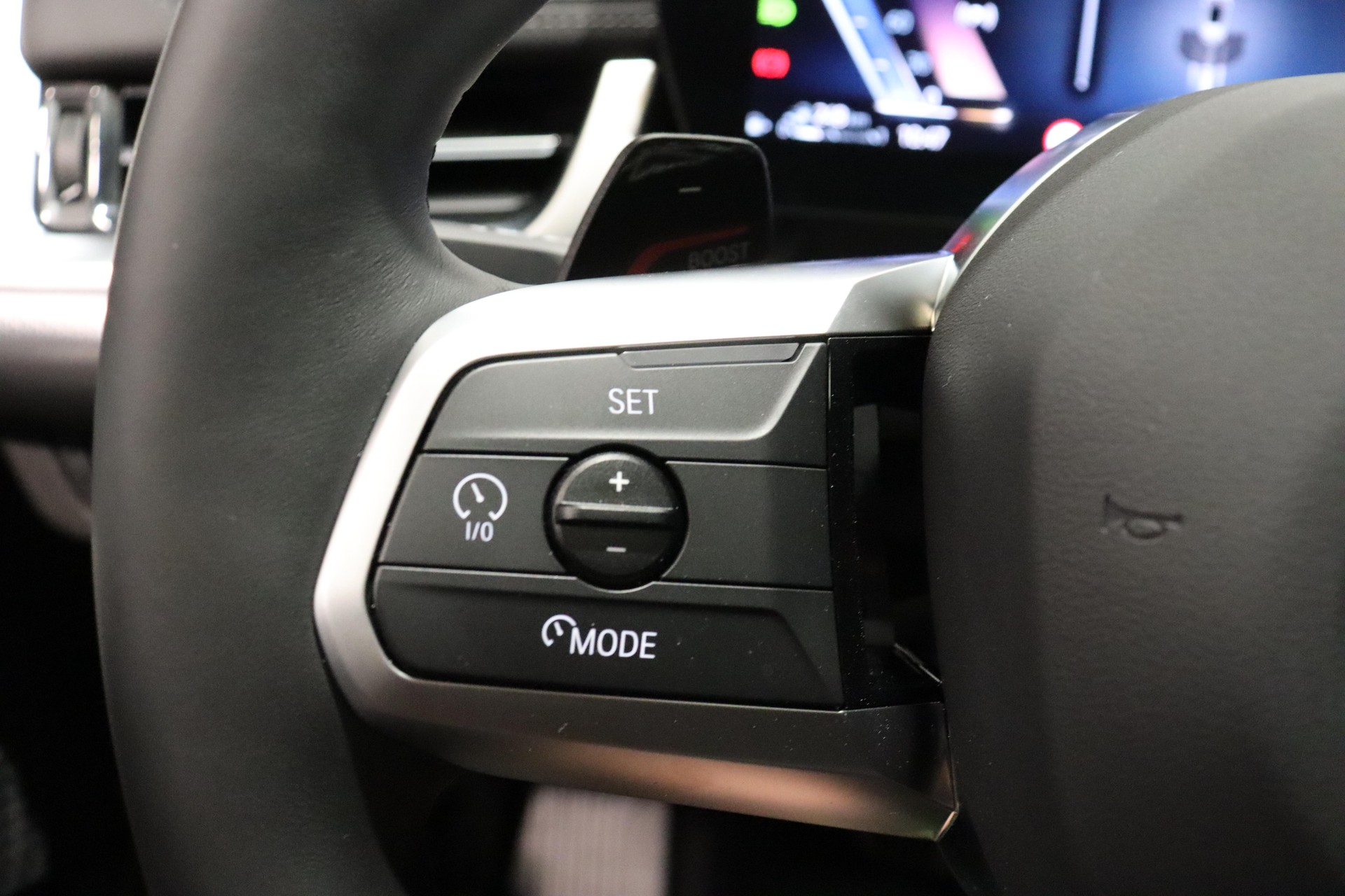 BMW X1 30e xDrive paddles-image-18