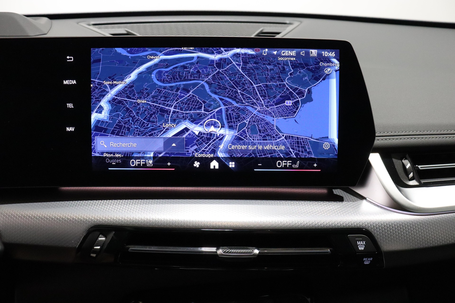 BMW X1 30e xDrive paddles-image-15