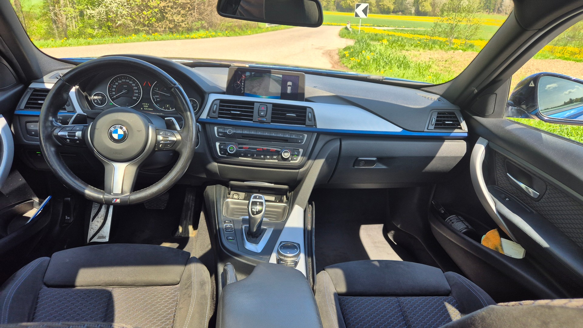 BMW 335d xDrive-image-4