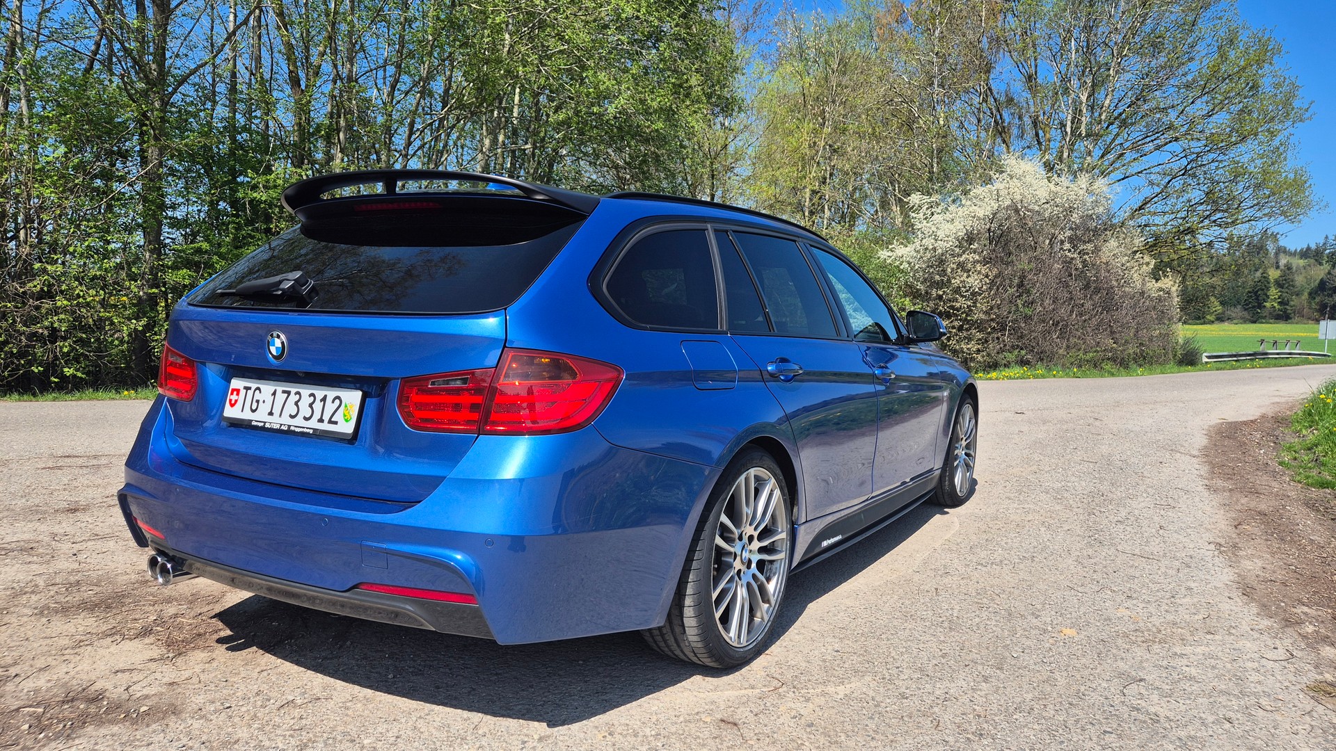 BMW 335d xDrive-image-2