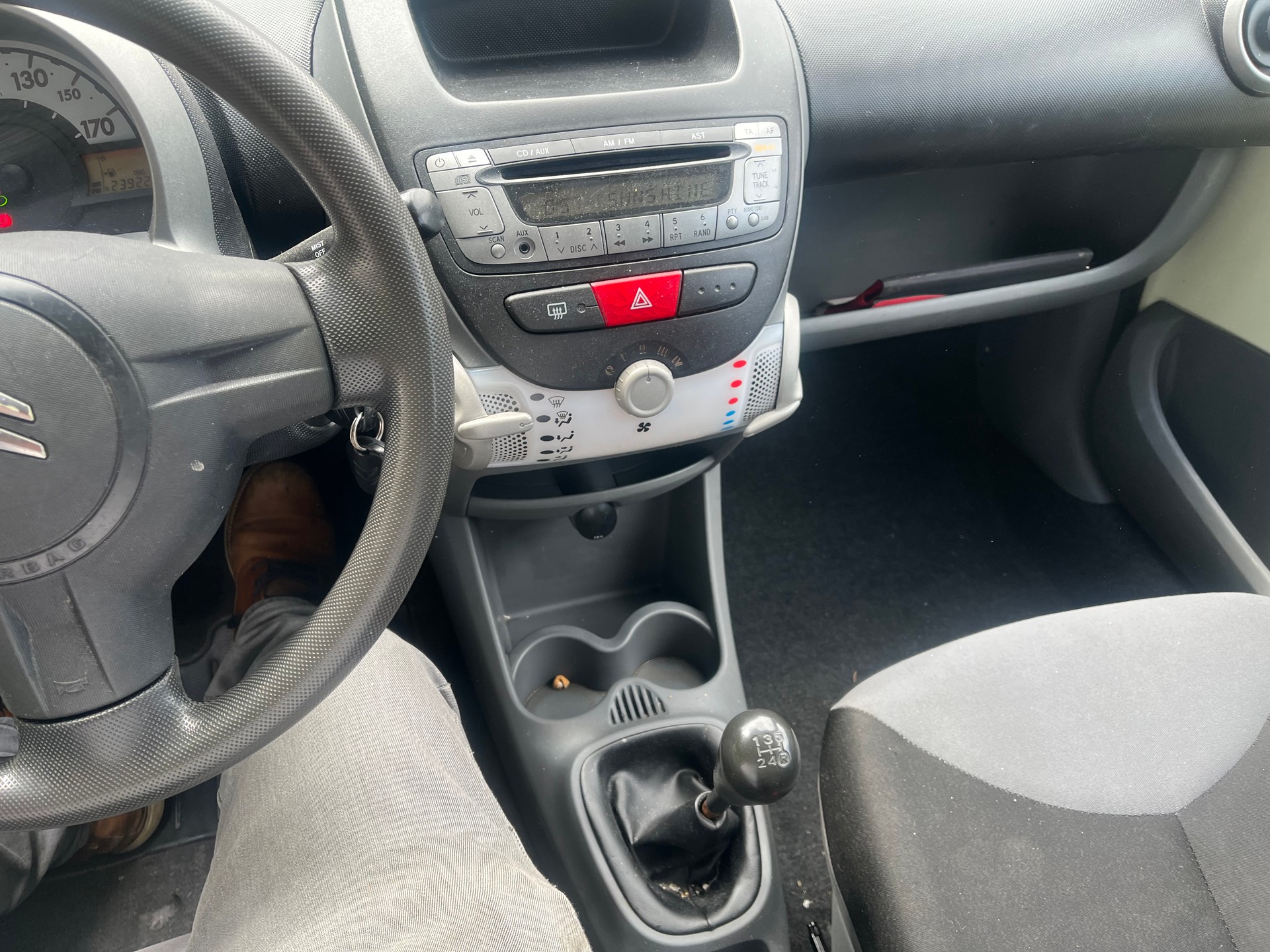 CITROEN C1 1.0i Essentiel-image-11