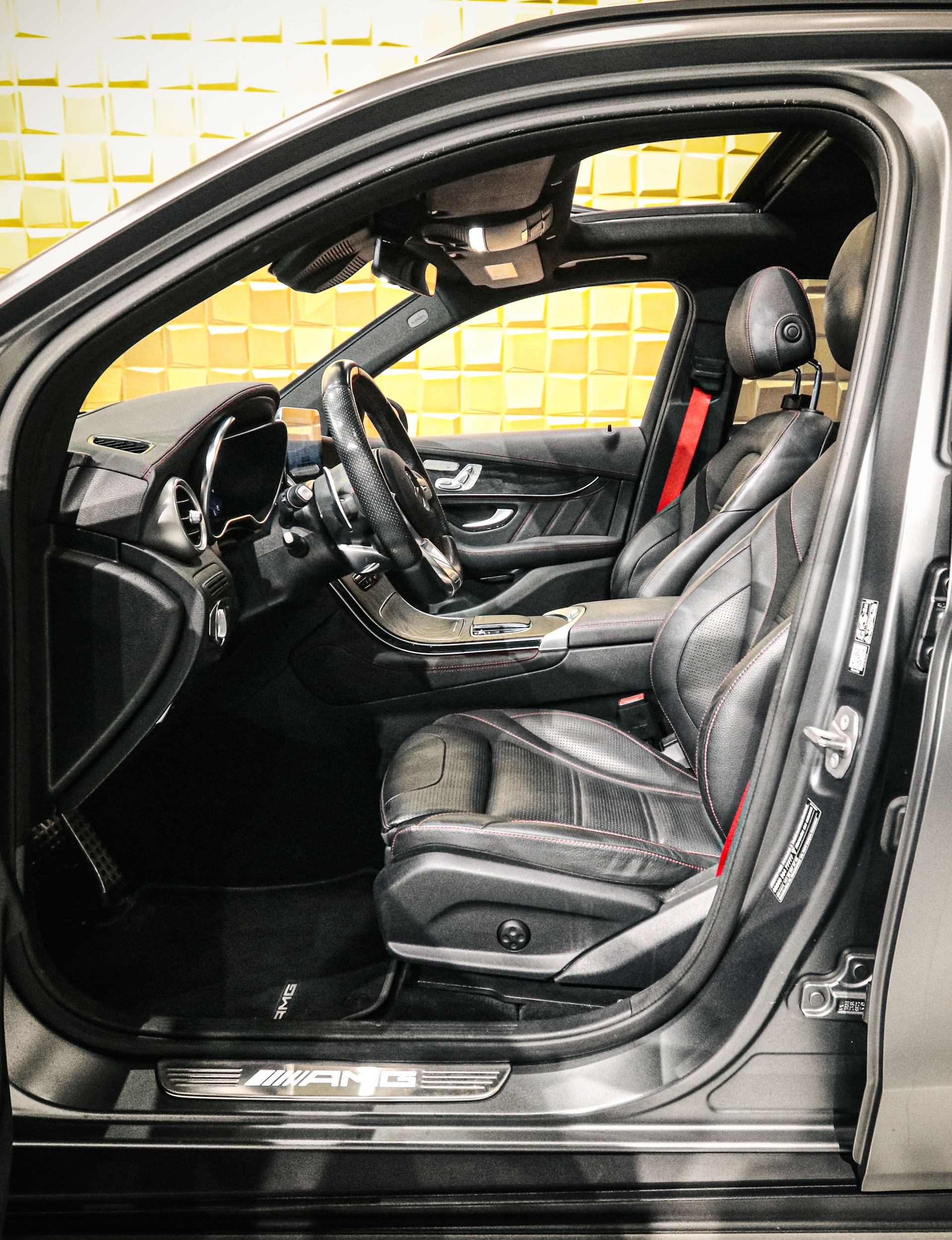 MERCEDES-BENZ GLC 43 AMG 4Matic 9G-Tronic-image-10