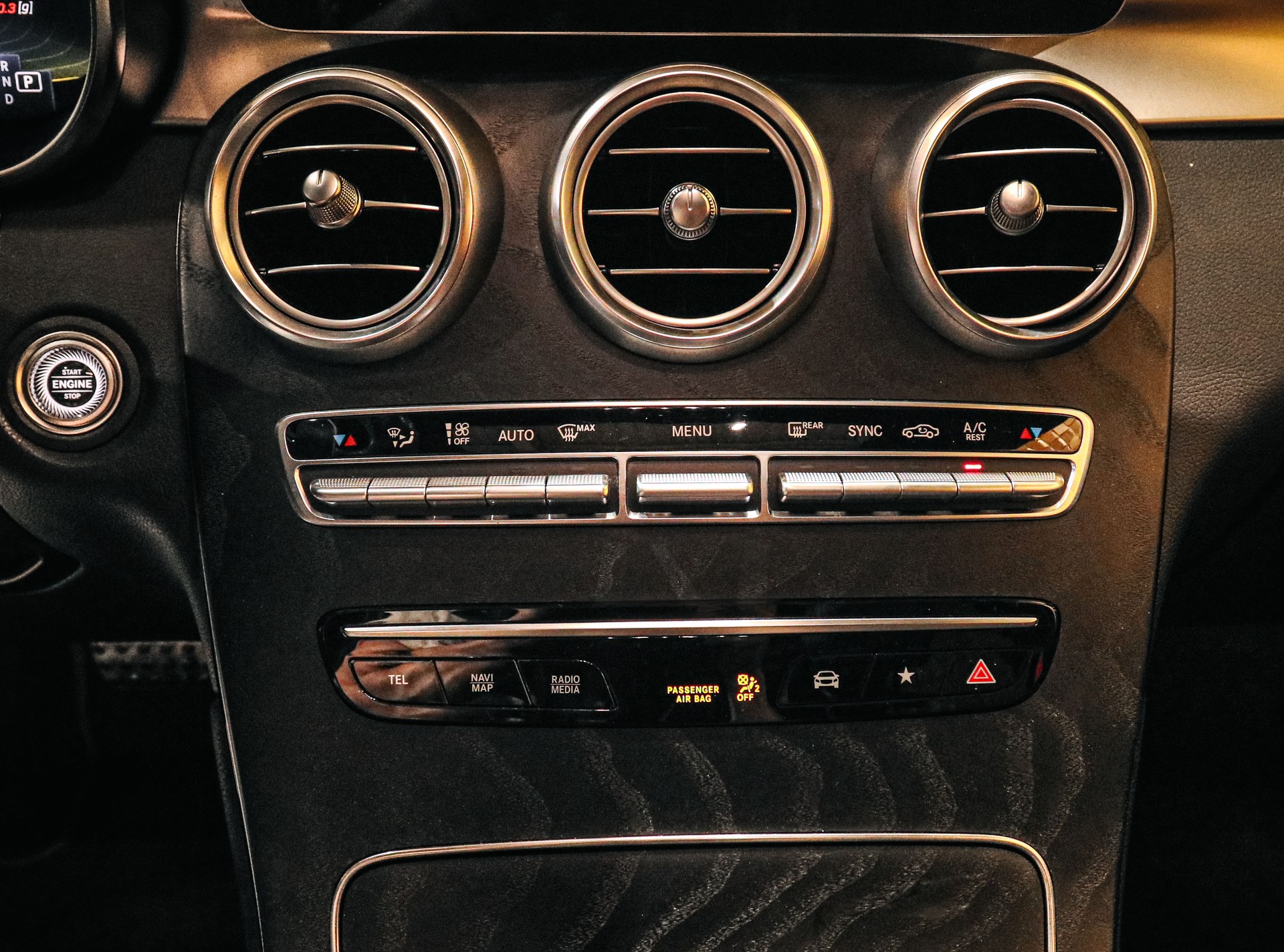 MERCEDES-BENZ GLC 43 AMG 4Matic 9G-Tronic-image-19