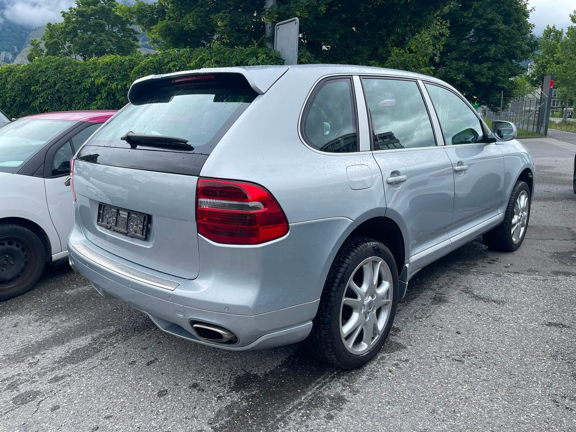 PORSCHE Cayenne-image-4