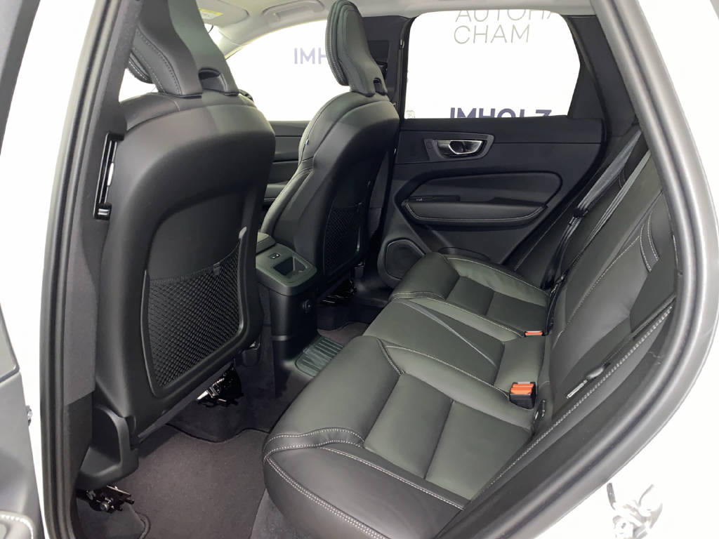 VOLVO XC60 2.0 T6 TE XCENTRIC eAWD-image-15