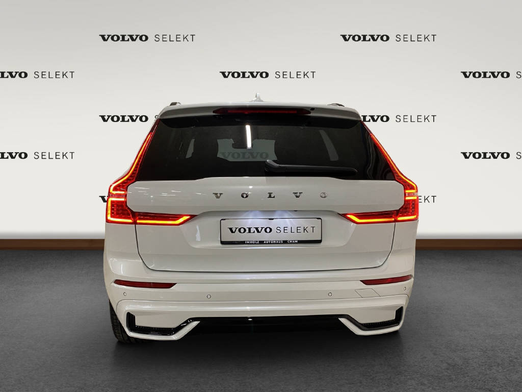 VOLVO XC60 2.0 T6 TE XCENTRIC eAWD-image-3