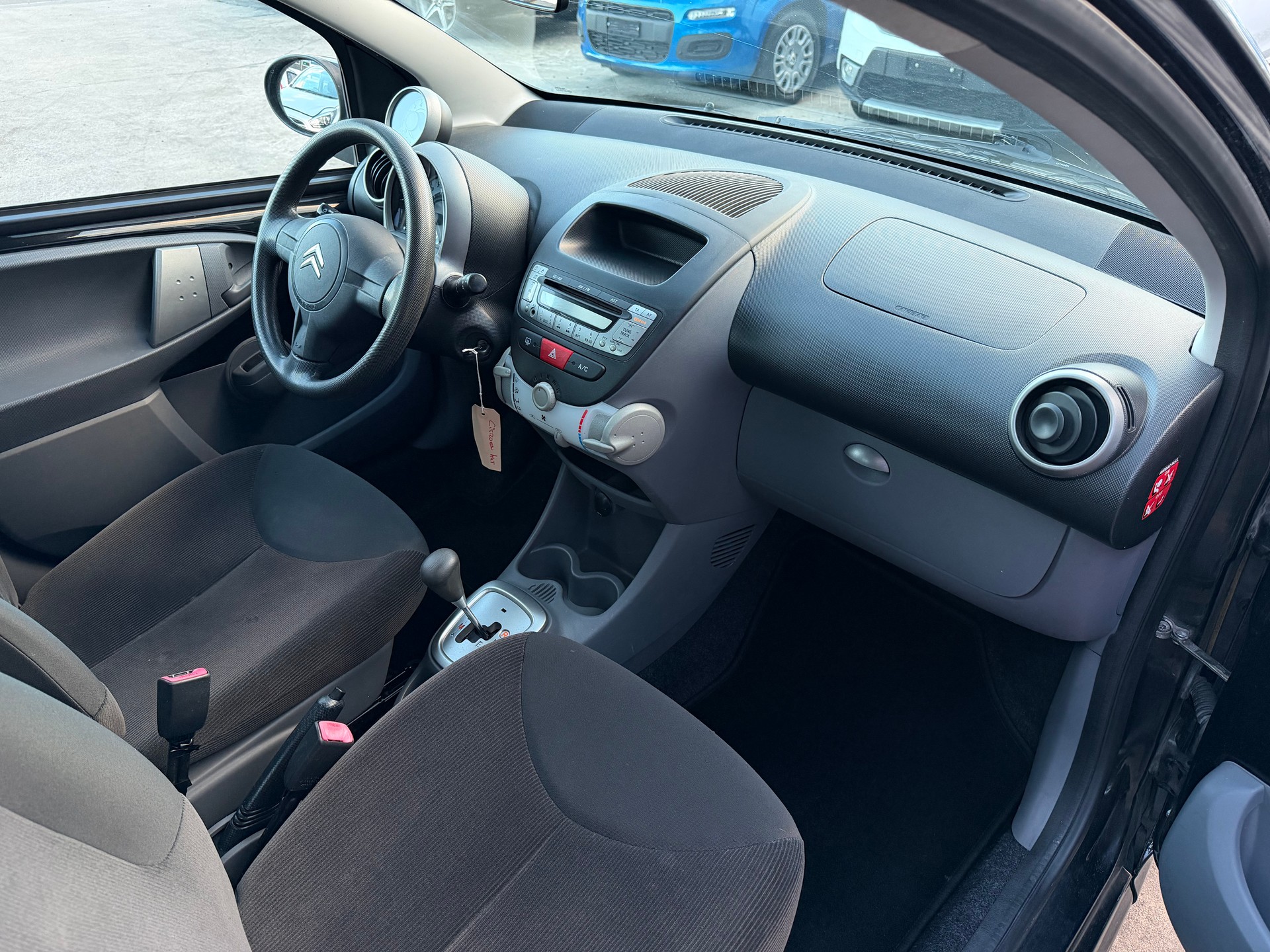 CITROEN C1 1.0i Edition-image-16