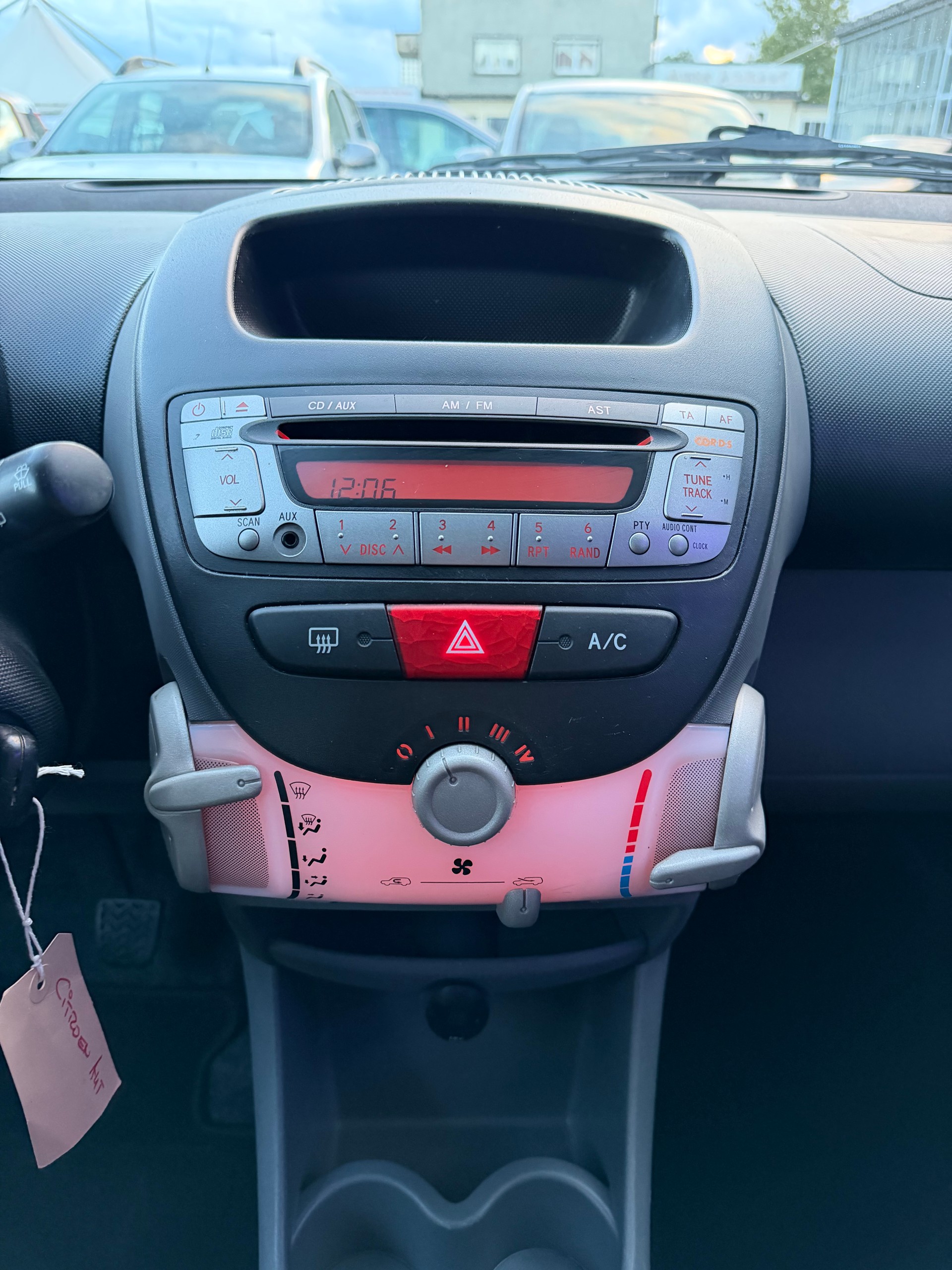 CITROEN C1 1.0i Edition-image-14