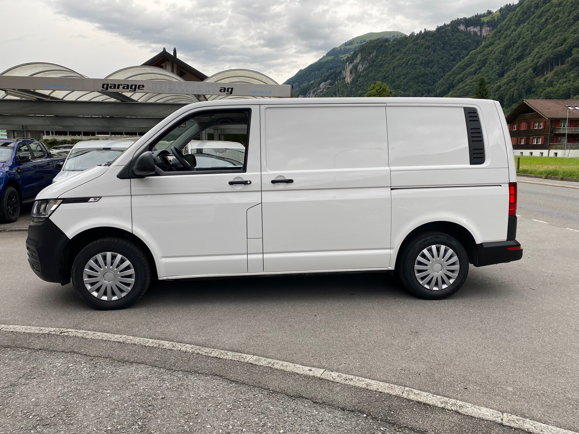 VW T6.1 2.0 TDI 4Motion-image-0
