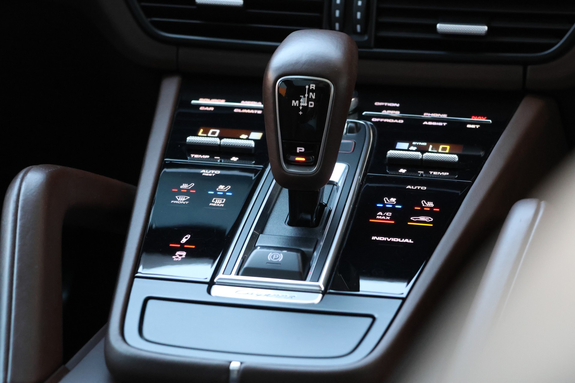 PORSCHE Cayenne Coupé E-Hybrid (CH) *KREIDE*-image-19