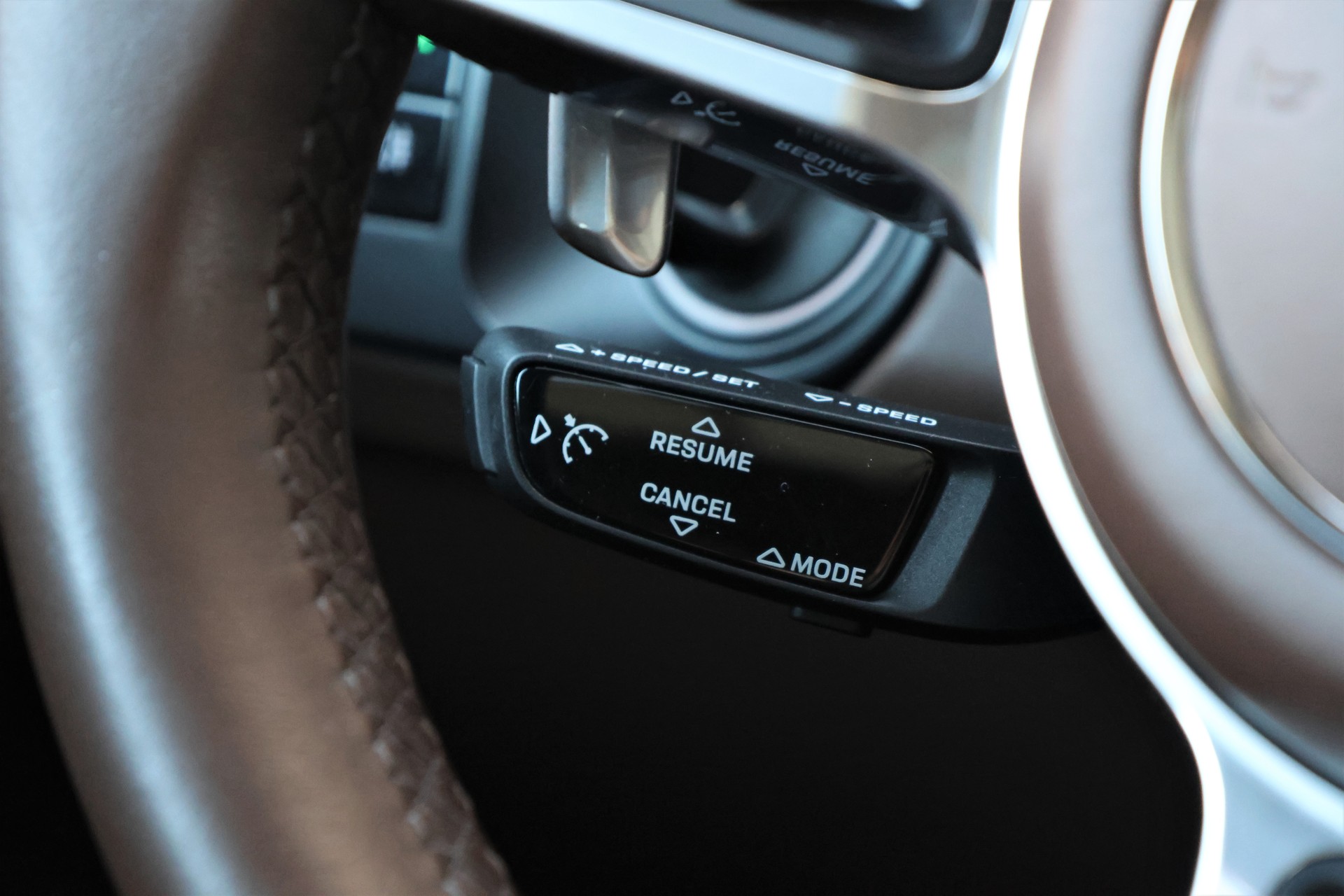 PORSCHE Cayenne Coupé E-Hybrid (CH) *KREIDE*-image-17