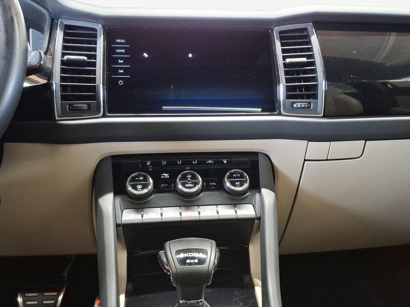 SKODA Kodiaq 2.0 TSI 4x4 L&K-image-10