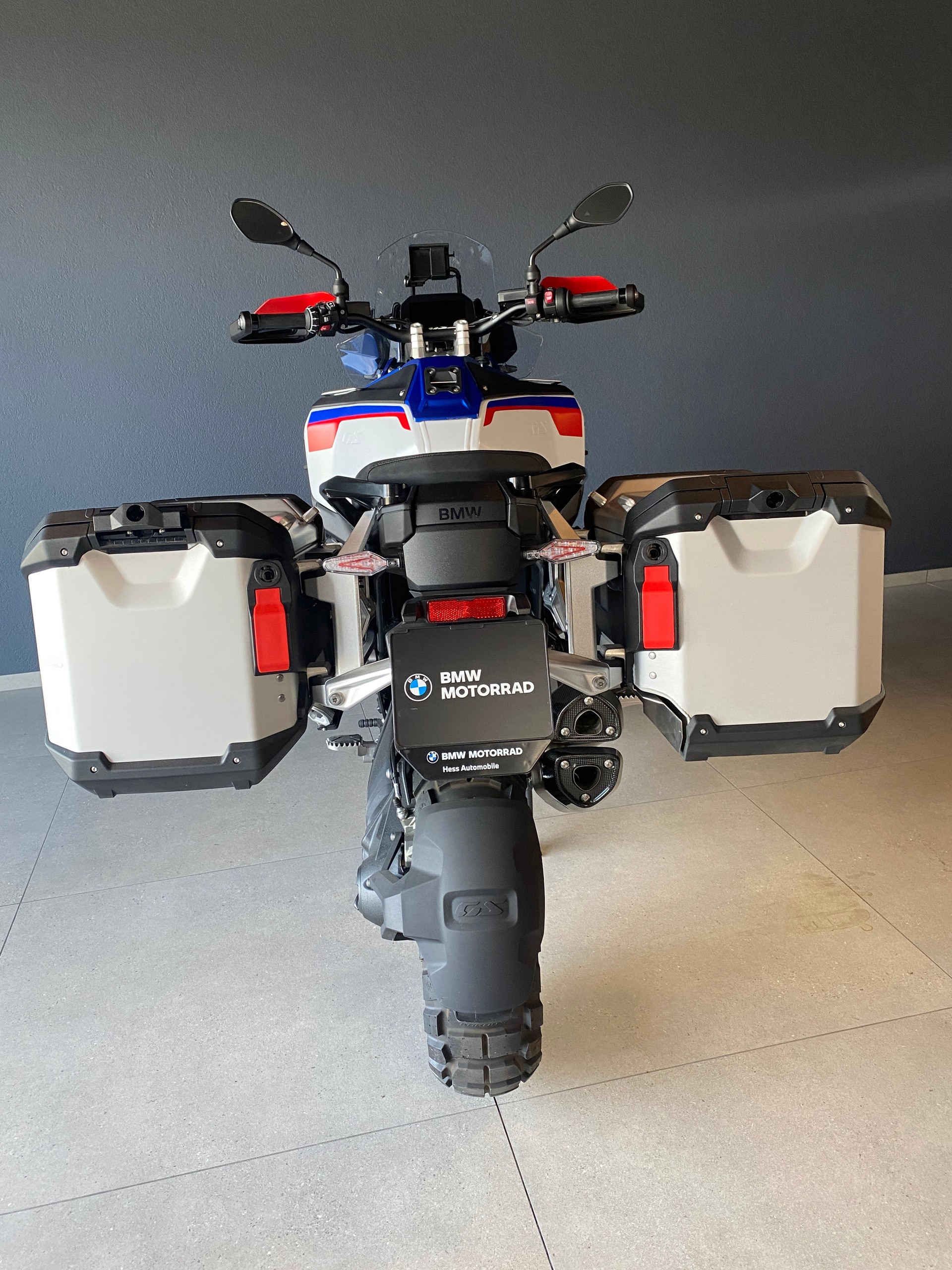 BMW R 1300 GS Adventure-image-4