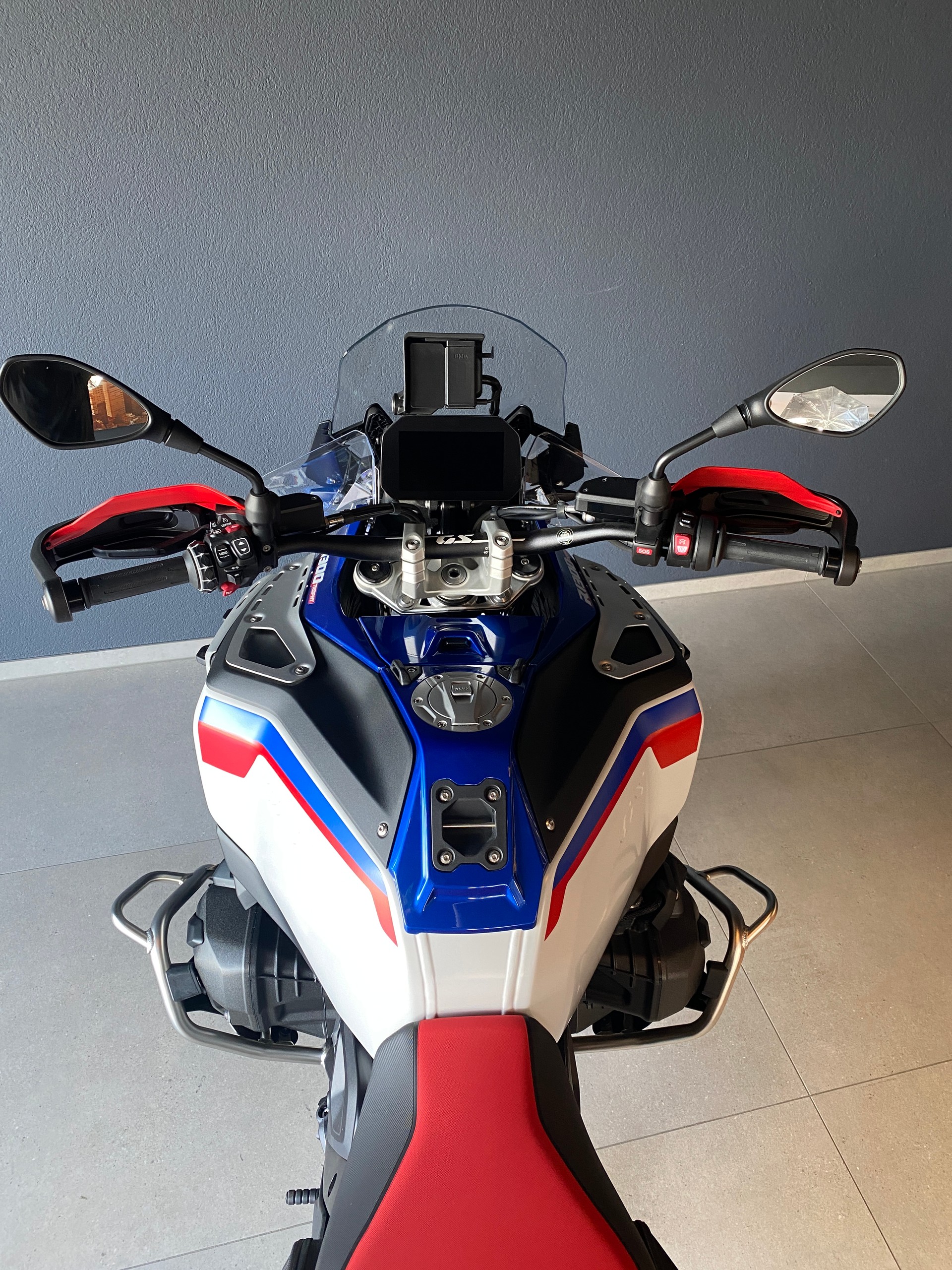 BMW R 1300 GS Adventure-image-5