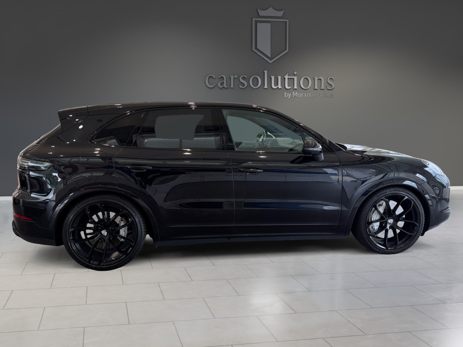 PORSCHE Cayenne Turbo-image-8