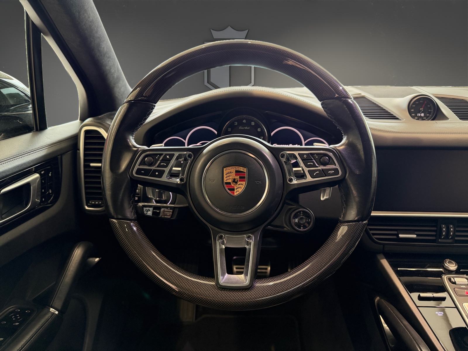 PORSCHE Cayenne Turbo-image-13