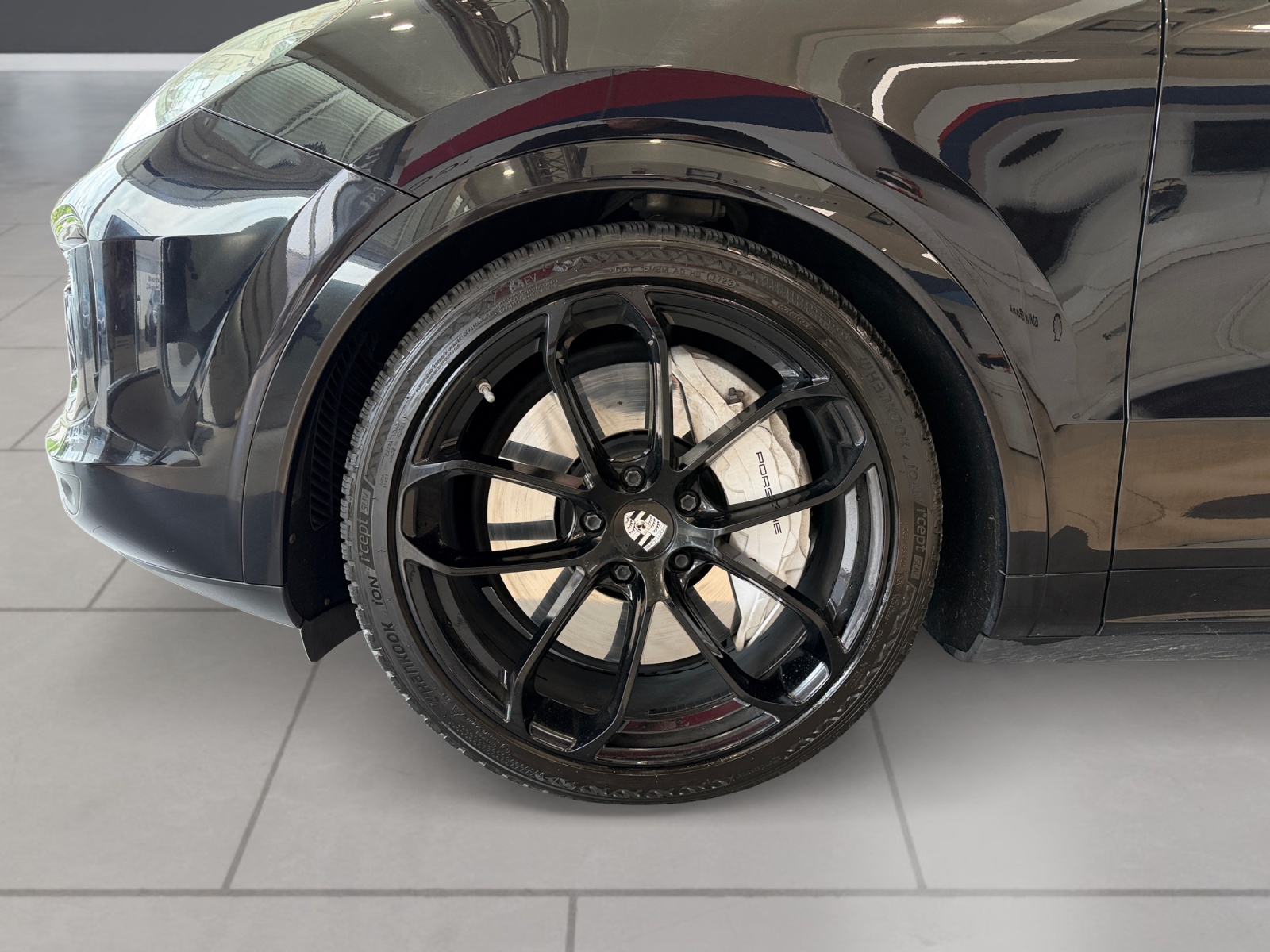 PORSCHE Cayenne Turbo-image-6