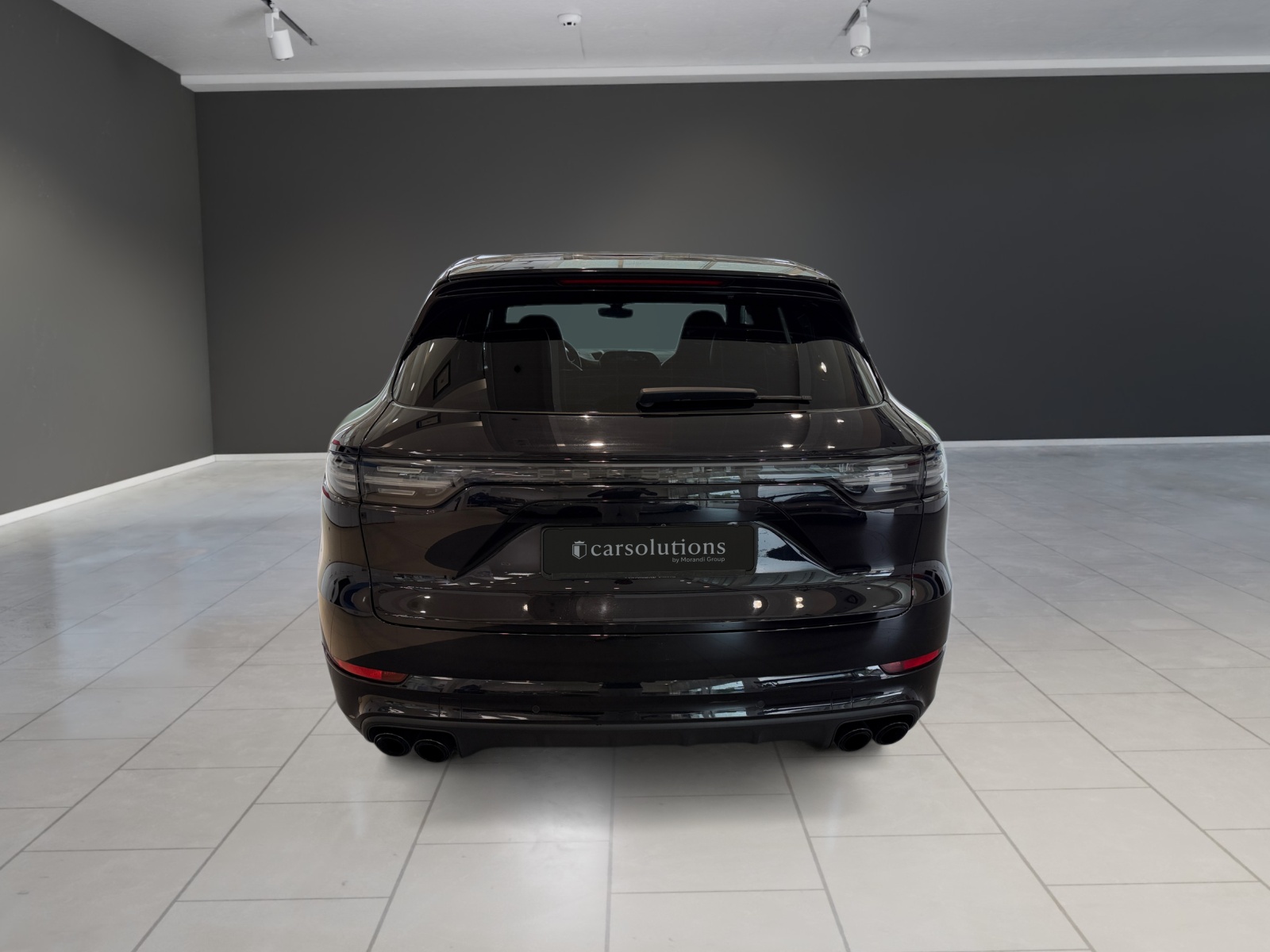 PORSCHE Cayenne Turbo-image-2