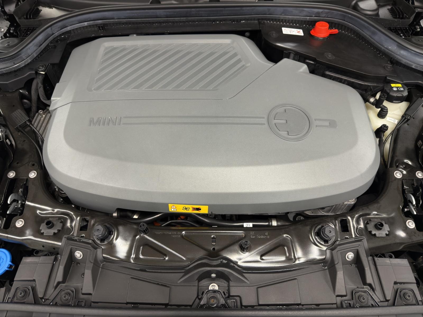 MINI F56 Cooper SE-image-23