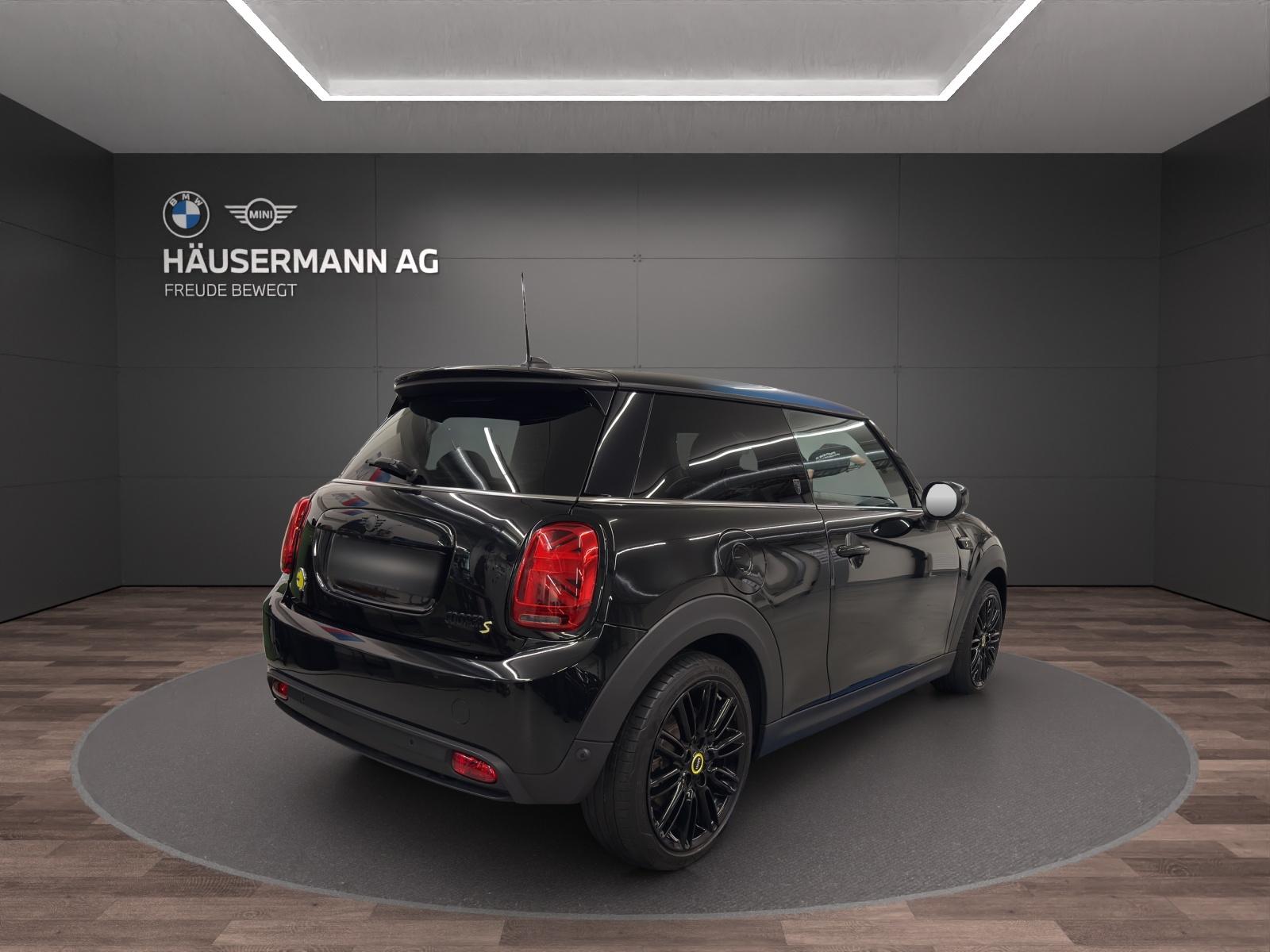 MINI F56 Cooper SE-image-4