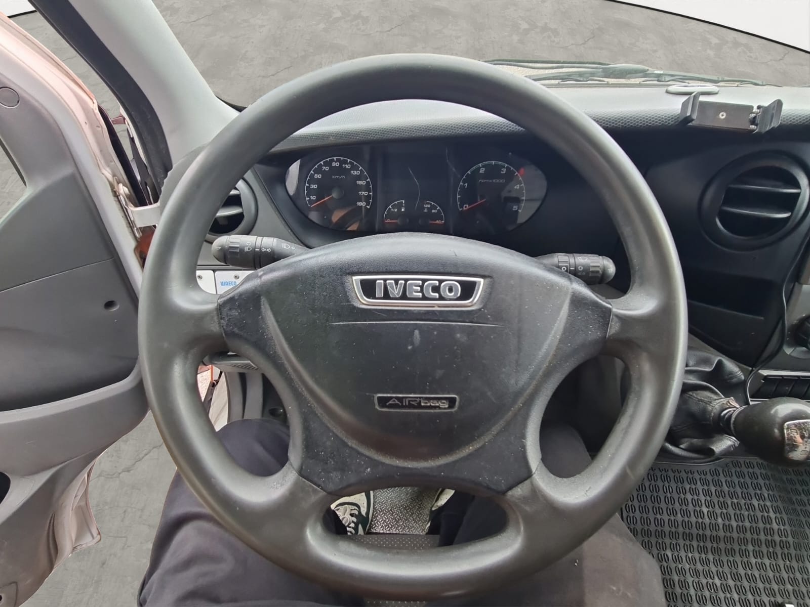 IVECO 50 C 15 V-image-10