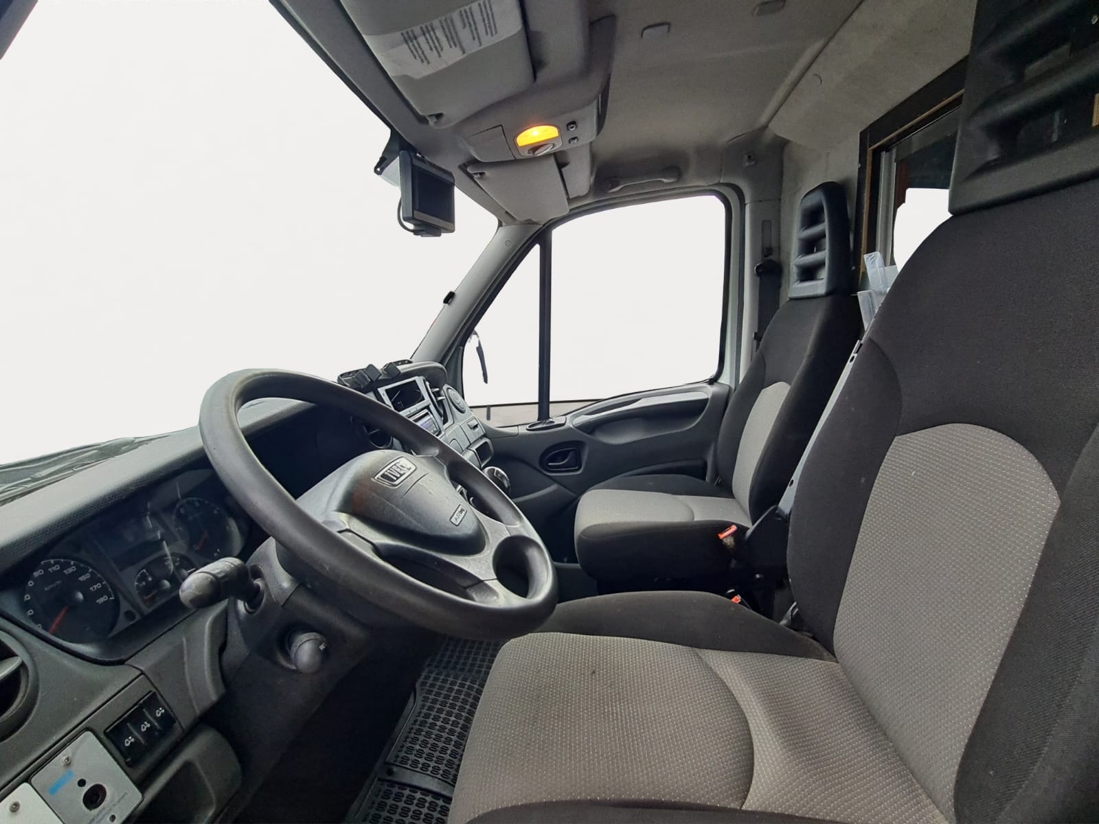 IVECO 50 C 15 V-image-12