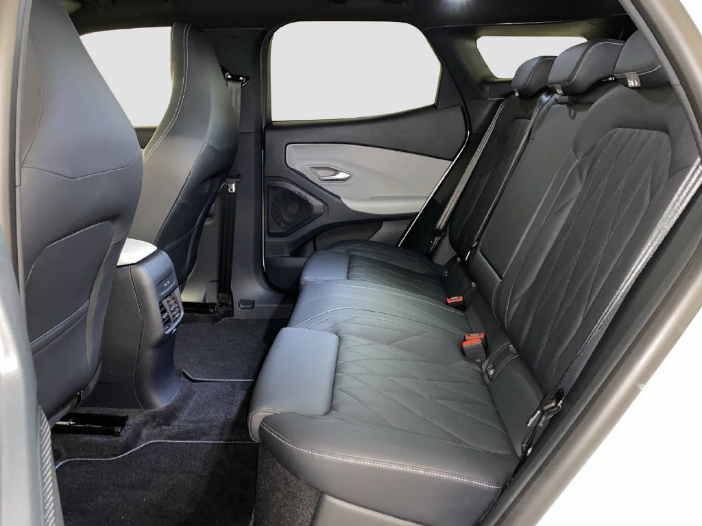 FORD Explorer Extended Range Premium AWD-image-12