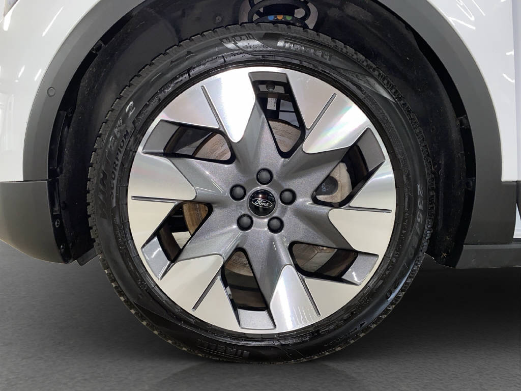 FORD Explorer Extended Range Premium AWD-image-14