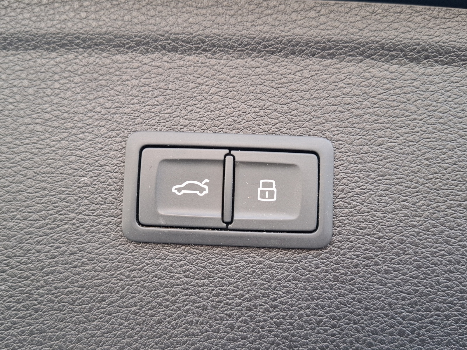 AUDI Q5 45 TFSI sport quattro S-tronic-image-13
