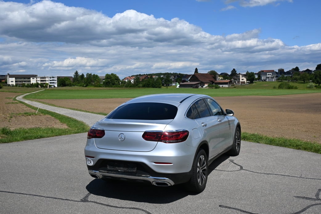 MERCEDES-BENZ GLC Coupé 220 d 4Matic 9G-Tronic Facelift-image-2