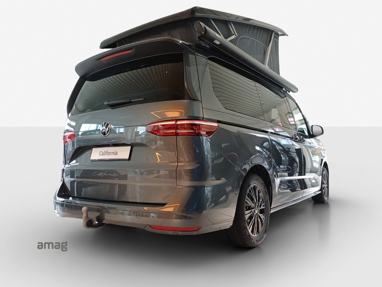 VW California 2.0 TSI Beach Tour-image-4