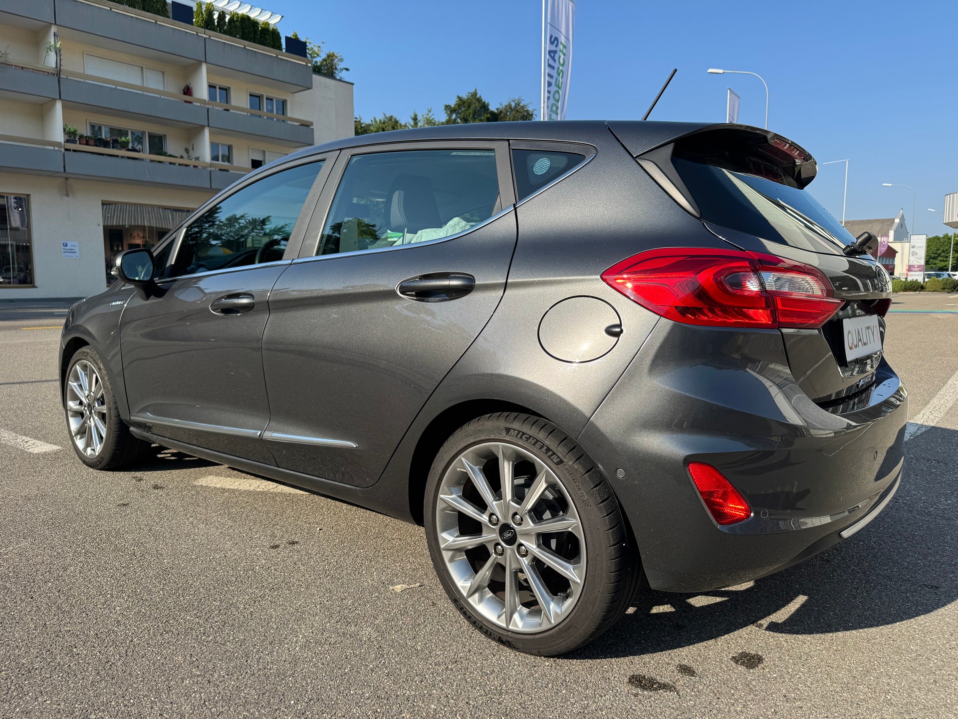 FORD Fiesta 1.0 SCTi Vignale Black Automat-image-7