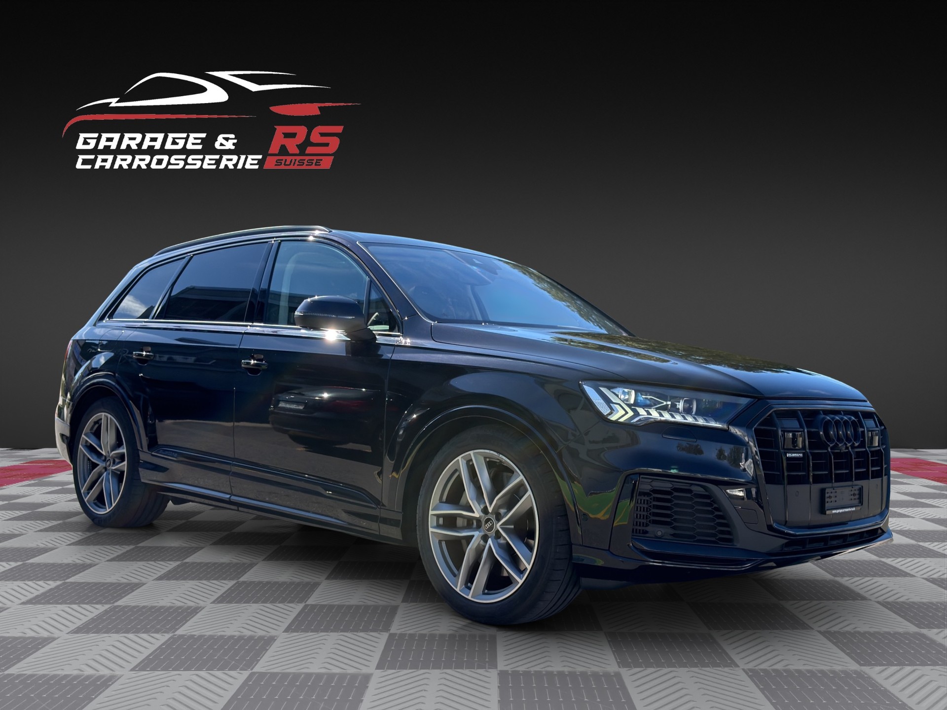 AUDI Q7 55 TFSI e quattro PHEV S line tiptronic-image-3