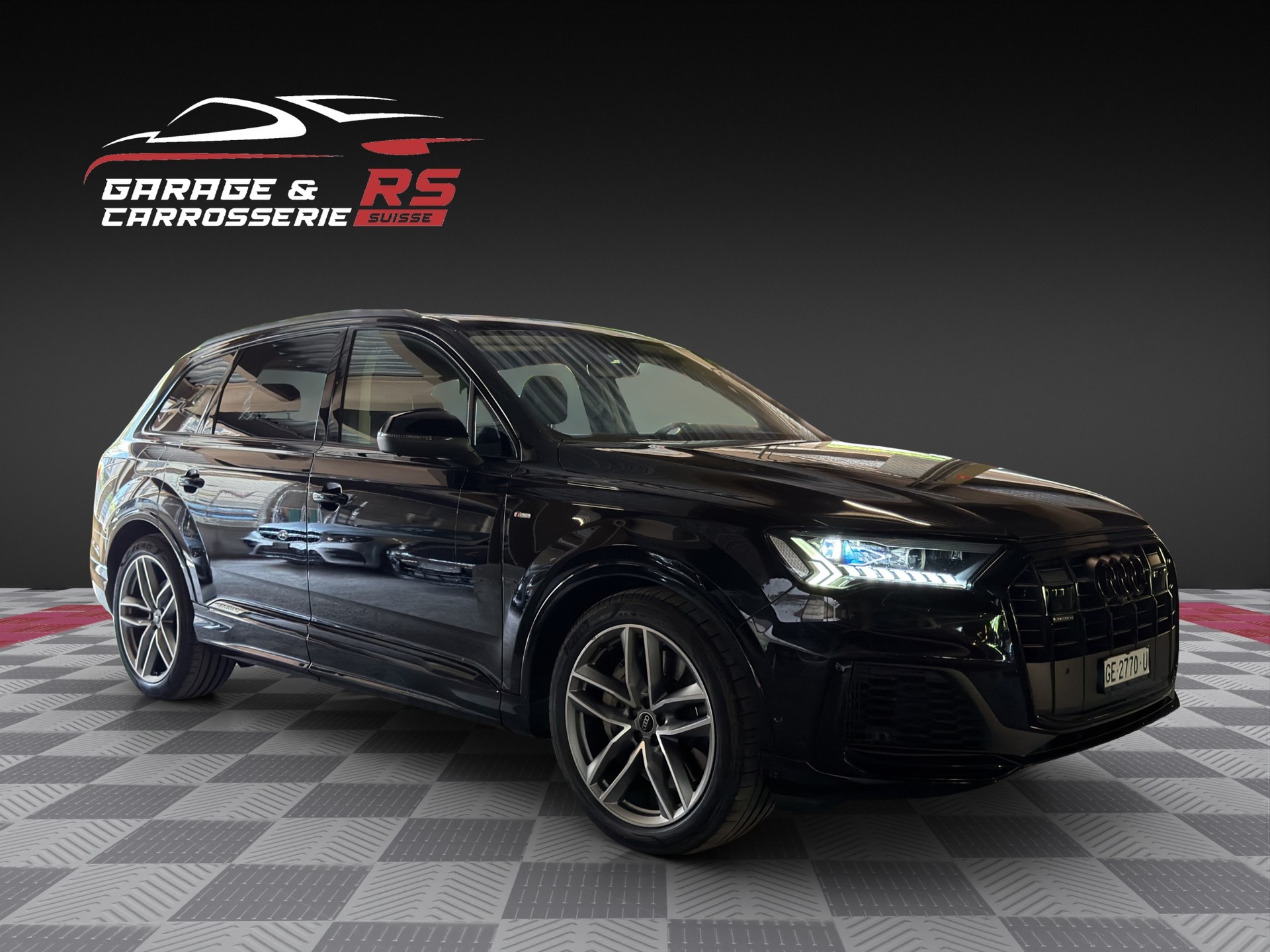 AUDI Q7 55 TFSI e quattro PHEV S line tiptronic-image-4