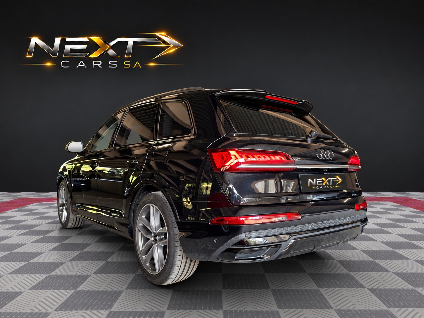 AUDI Q7 55 TFSI e quattro PHEV S line tiptronic-showroom-element-1