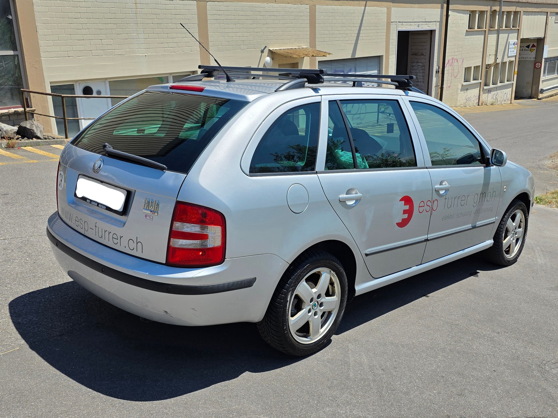 SKODA Fabia 1.9 TDI Elegance-image-4