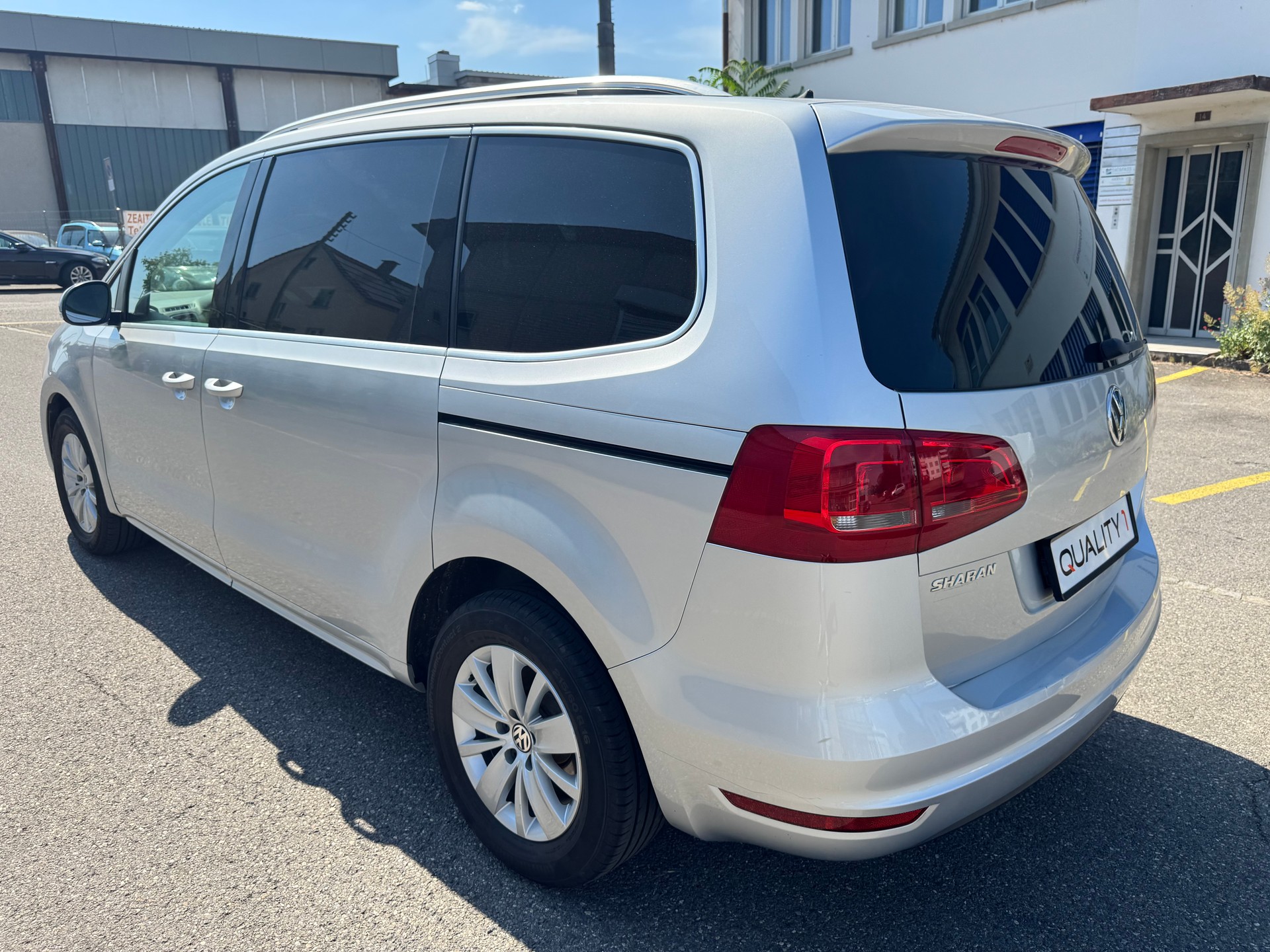 VW Sharan 2.0 TDI BMT Comfortline DSG-image-5