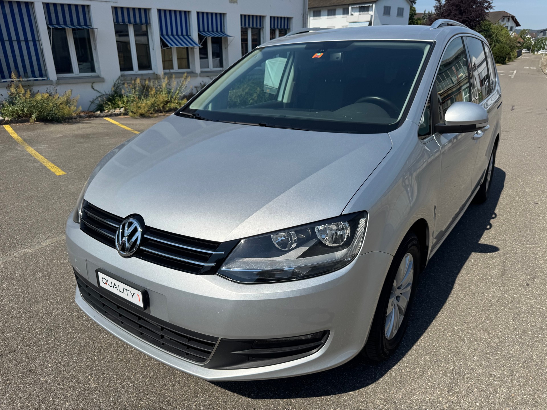 VW Sharan 2.0 TDI BMT Comfortline DSG-image-7