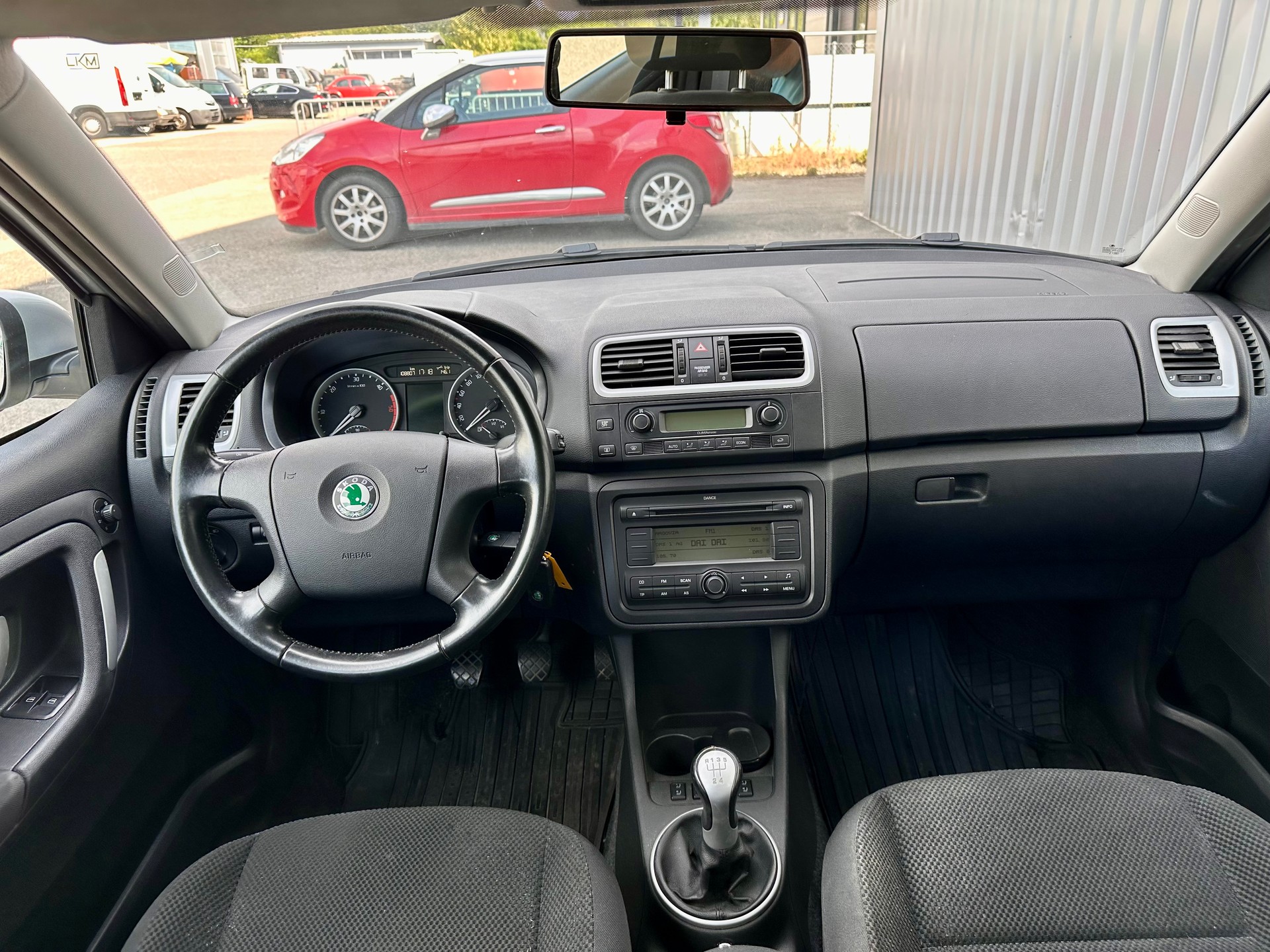 SKODA Fabia 1.4 TDI GreenLine-image-7
