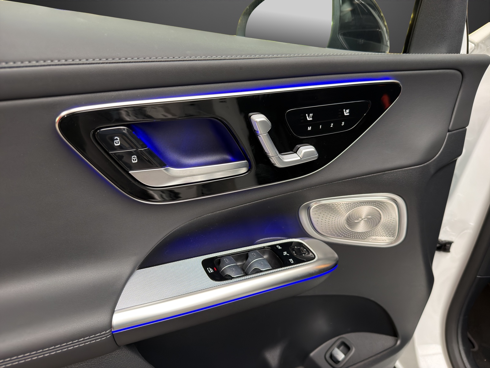 MERCEDES-BENZ AMG GLC 53 4MATIC+-image-12