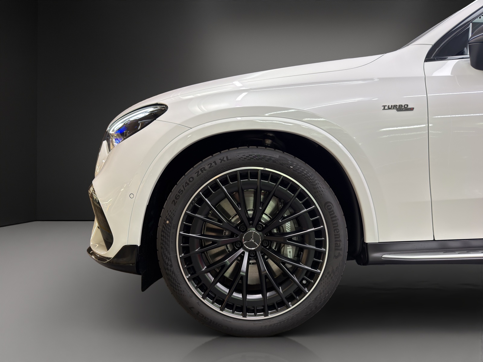 MERCEDES-BENZ AMG GLC 53 4MATIC+-image-5