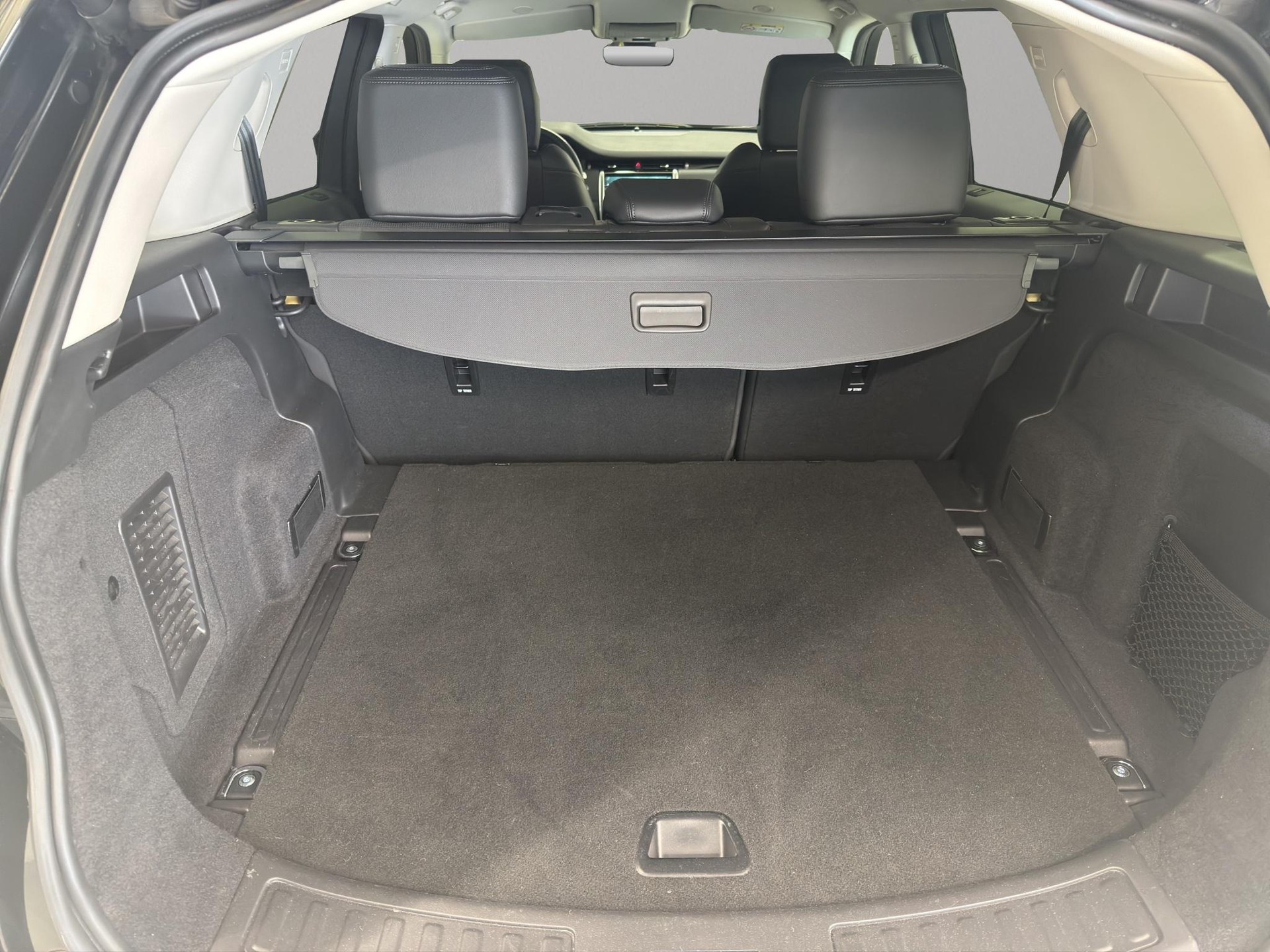 LAND ROVER Discovery Sport 2.0 SD4 200 SE-image-9