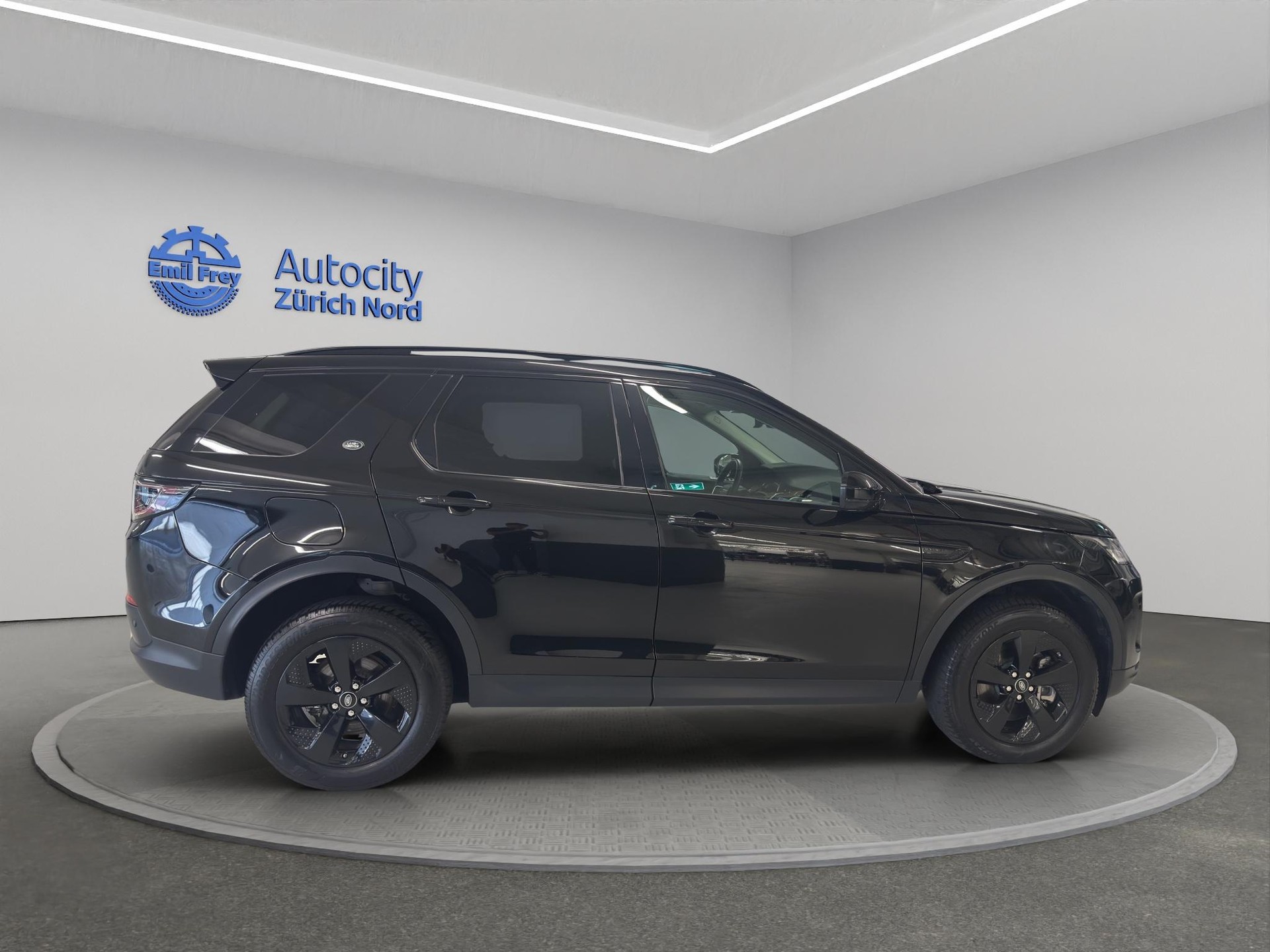 LAND ROVER Discovery Sport 2.0 SD4 200 SE-showroom-element-3