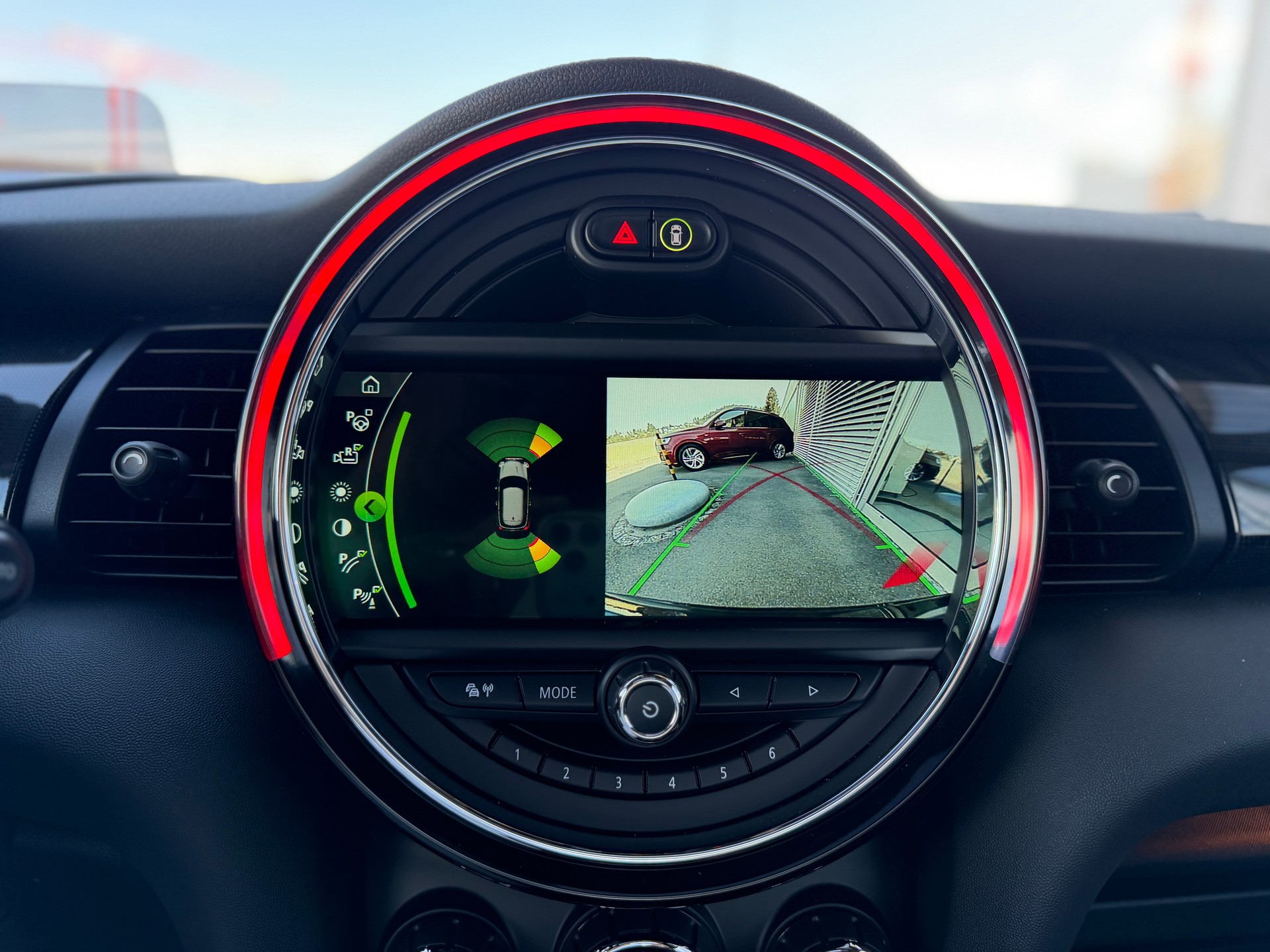 MINI Cooper King's Cross Steptronic DKG-image-23