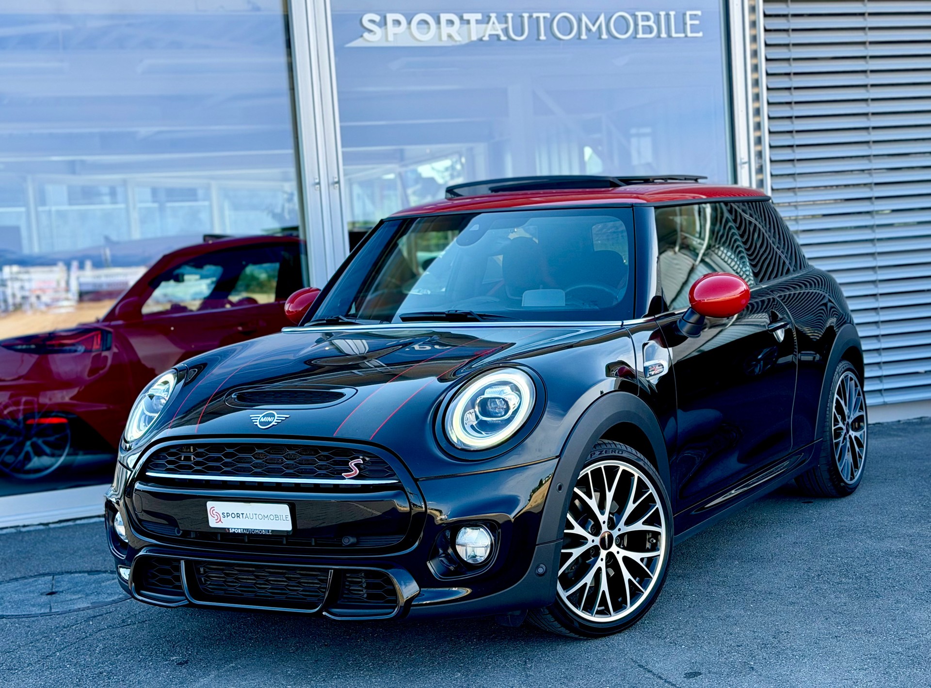 MINI Cooper King's Cross Steptronic DKG-showroom-element-1